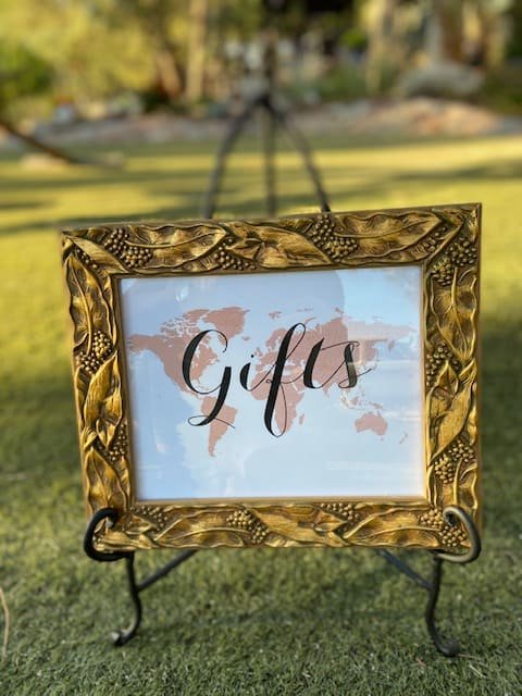 Gift frame